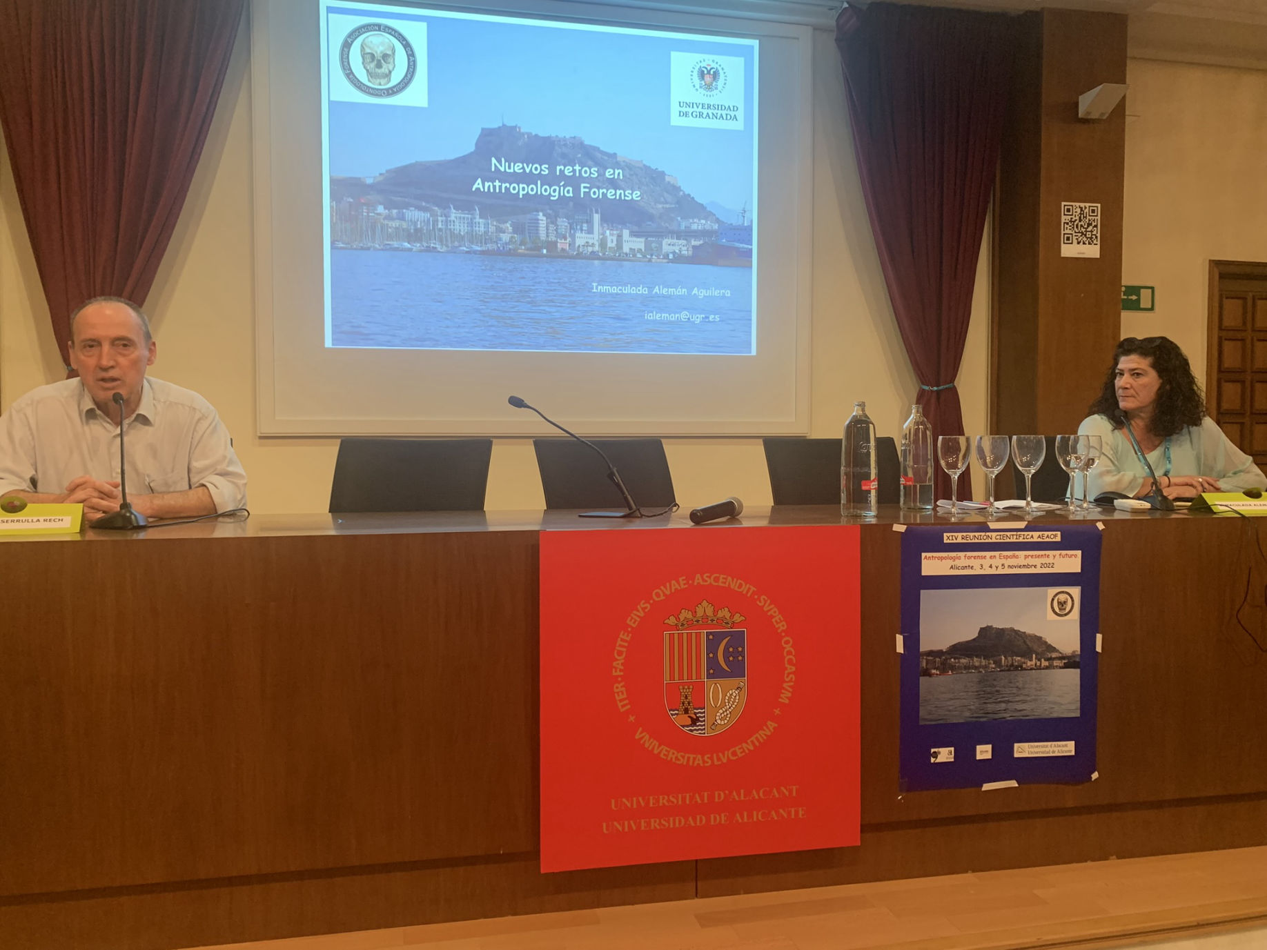 Mesa redonda: Determinación de la edad en menores migrantes sin referentes familiares: presente y futuro