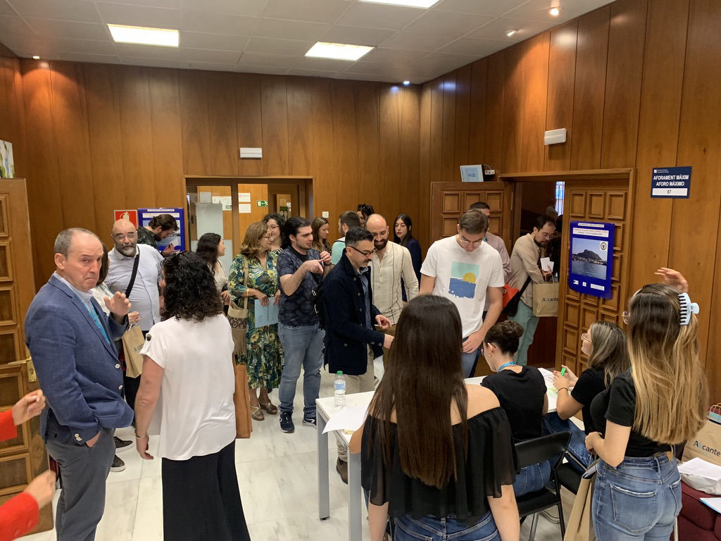 Comité Organizador XIV Jornadas Científicas AEAOF. Alicante.