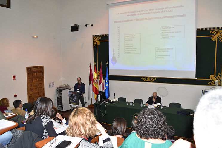 Conferencia inaugural de las Jornadas, celebrada en el aula magna de la Facultad de Ciencias Jurídicas y Sociales.
