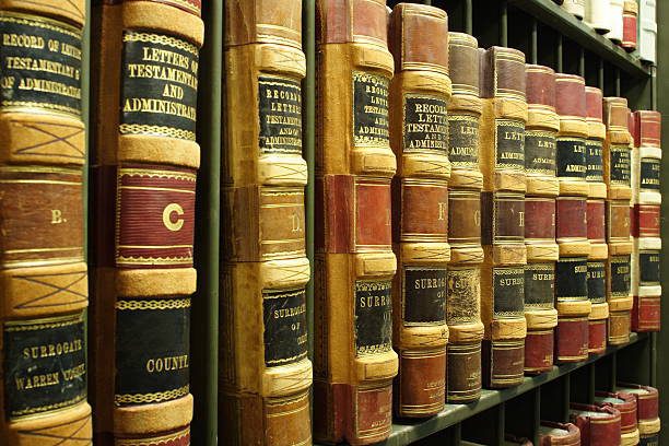 Libros de derecho — estatutos de la AEAOF