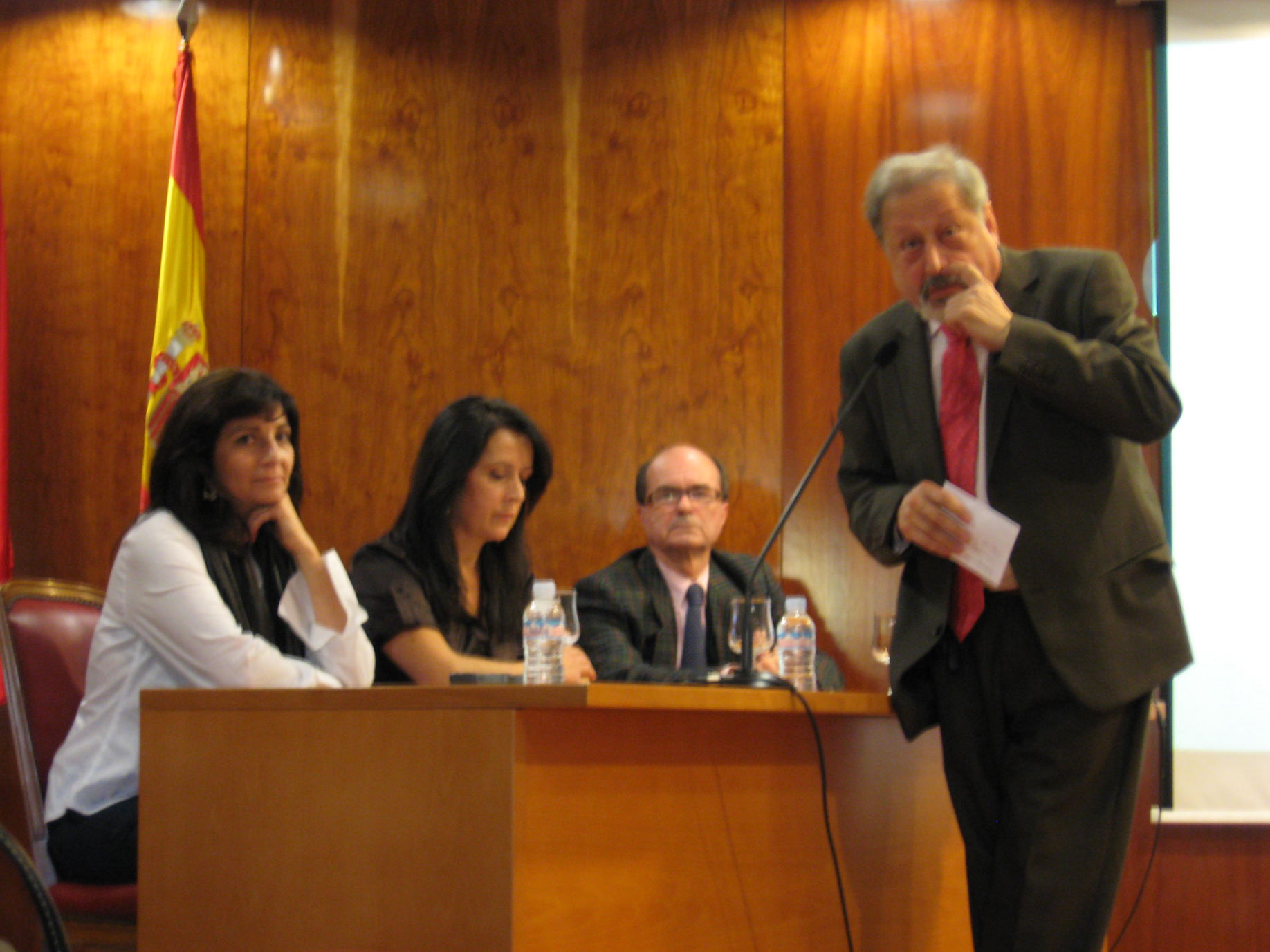 I Jornada  Científica AEAOF. Universidad Camilo José Cela (Madrid).